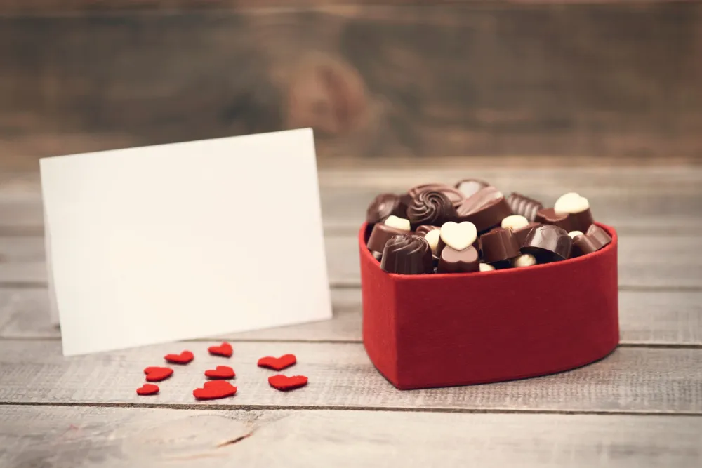 Personalizowane czekoladki – jak dodać wyjątkowy akcent do prezentu?