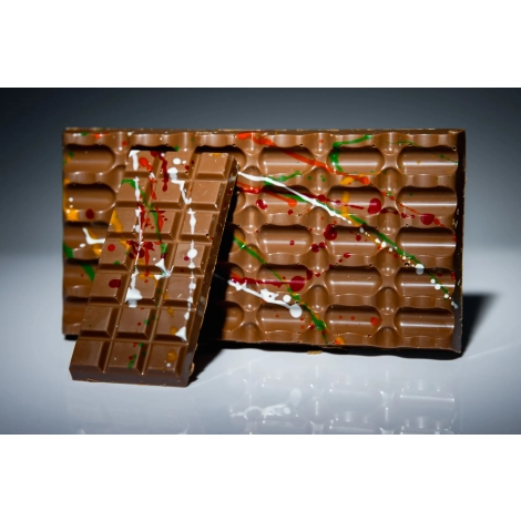 Czekolada Dubajska Mleczna z Nadzieniem Pistacjowym i Ciastem Kataifi 100g