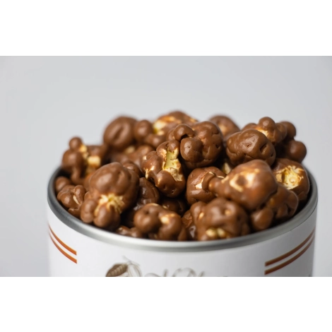Popcorn w czekoladzie w opakowaniu skarbonce
